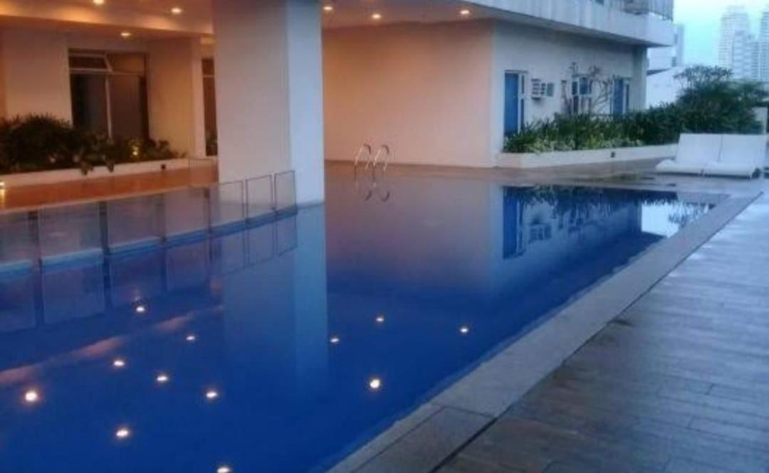 Johnstay Manila Ngoại thất bức ảnh