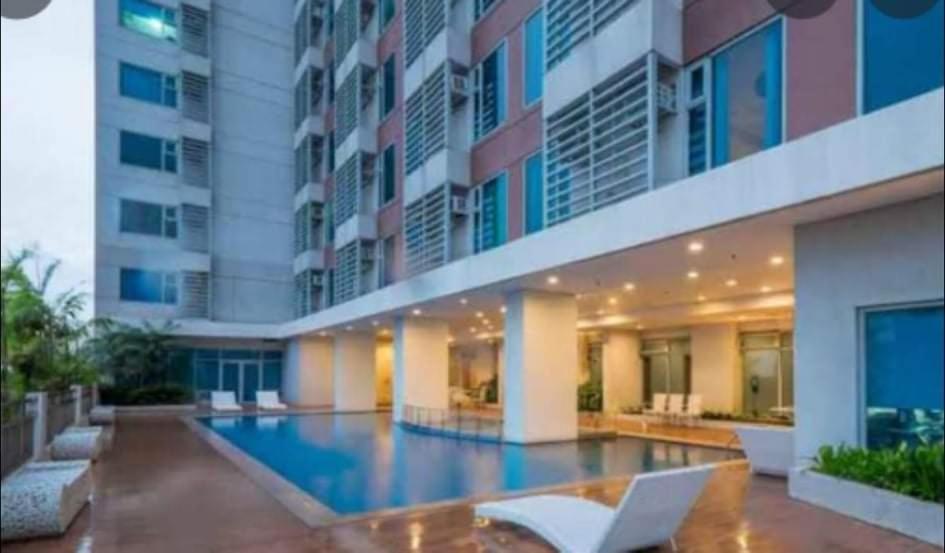Johnstay Manila Ngoại thất bức ảnh