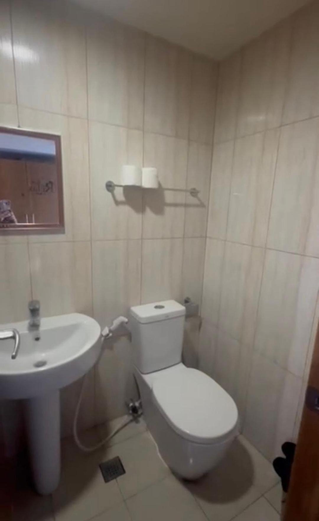 Johnstay Manila Ngoại thất bức ảnh