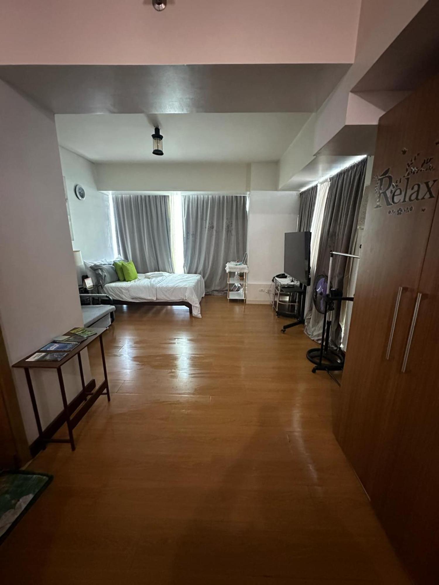 Johnstay Manila Ngoại thất bức ảnh